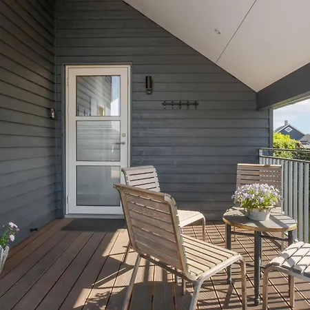 Awesome In Dom wakacyjny *